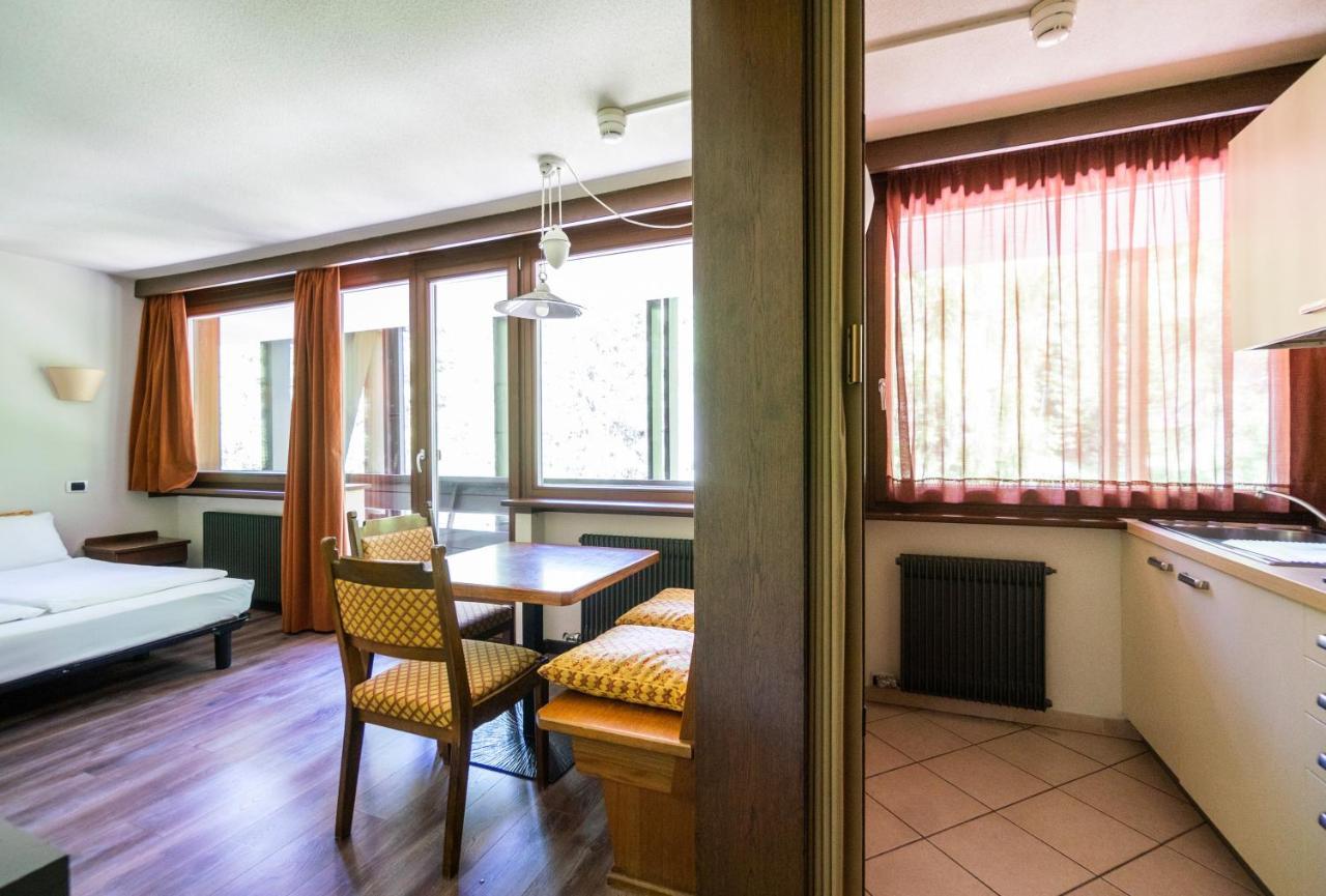 Studio (2 Adults)